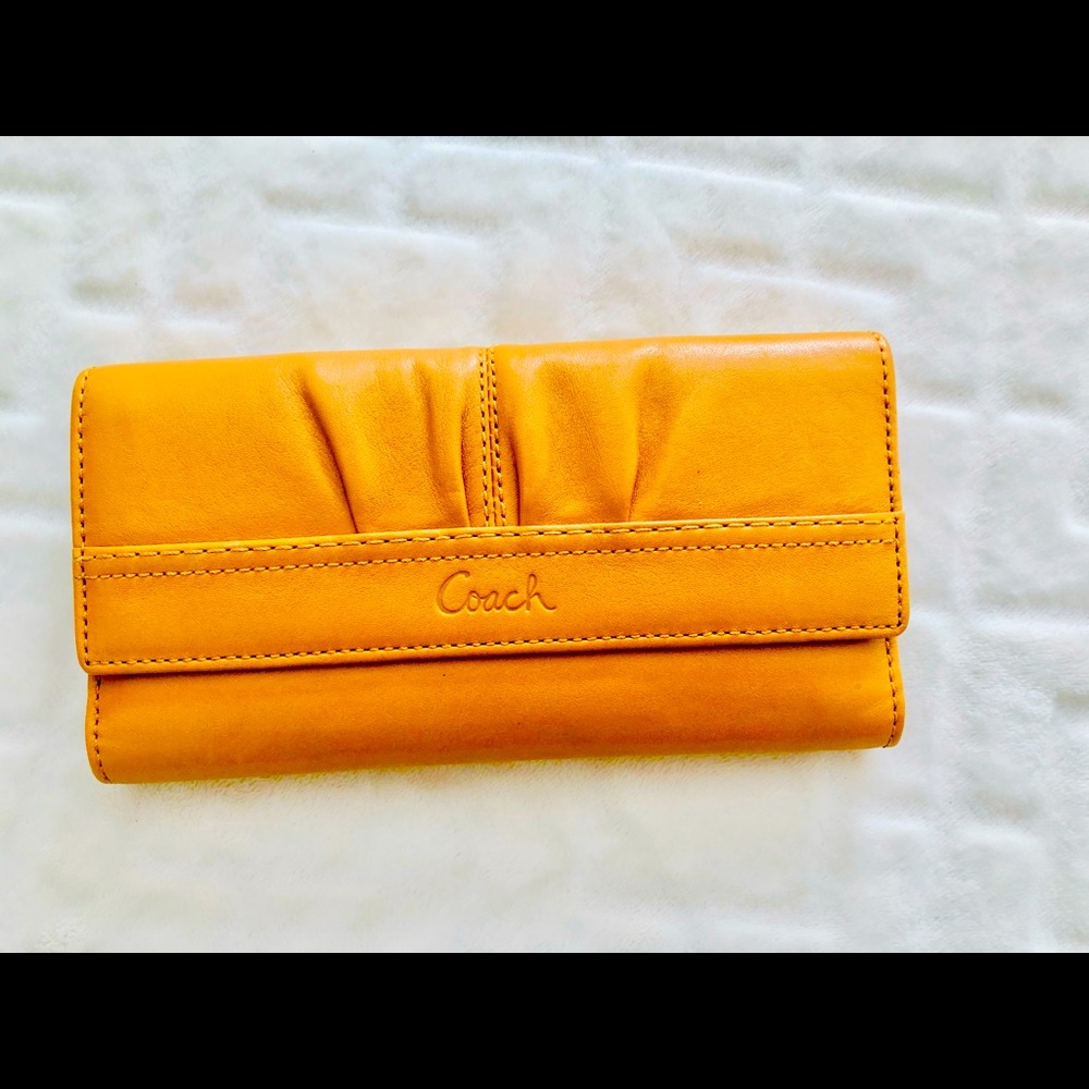 Coach Large Saffron Wallet NWT